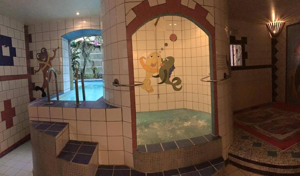 Chateau Bleu Hotel Trooz Eksteriør billede